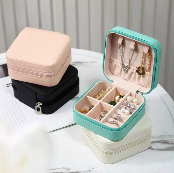 Compact Travel Leather Jewelry Organizer Box – Portable Pocket-Sized Case